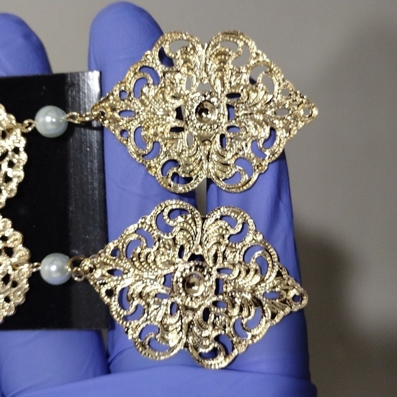 Women's Stylish Gold-tone Filigree Design 3" Long Beaded Drop Dangle Earrings #5 - Picture 4 of 5